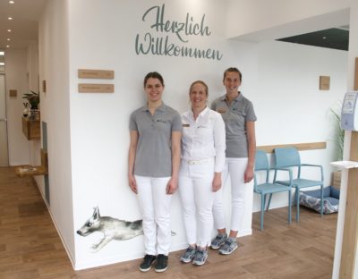 https://www.erlangen-tierarzt.de/wp-content/uploads/2021/05/tierarztpraxis-schwendinger-teaam-400x312.jpg